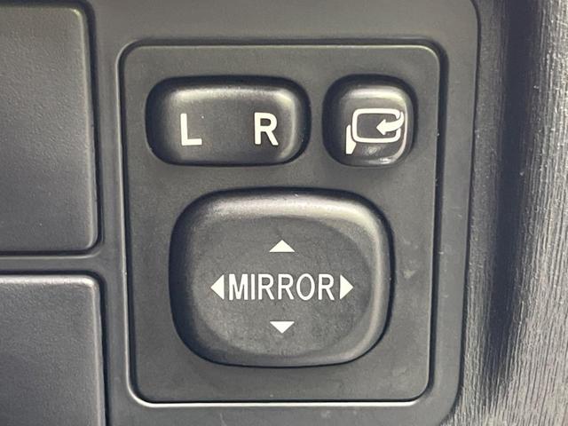 プリウス S SDナビ バックカメラ 禁煙車 スマトキー HIDヘッド ETC オートライト オートエアコン 純正15インチアルミ Blutooth CD DVD再生 フルセグ(7枚目)