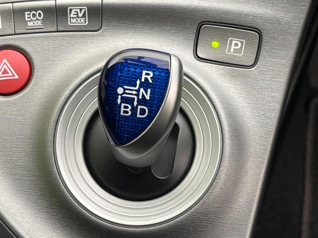 プリウス S SDナビ バックカメラ 禁煙車 スマトキー HIDヘッド ETC オートライト オートエアコン 純正15インチアルミ Blutooth CD DVD再生 フルセグ(48枚目)