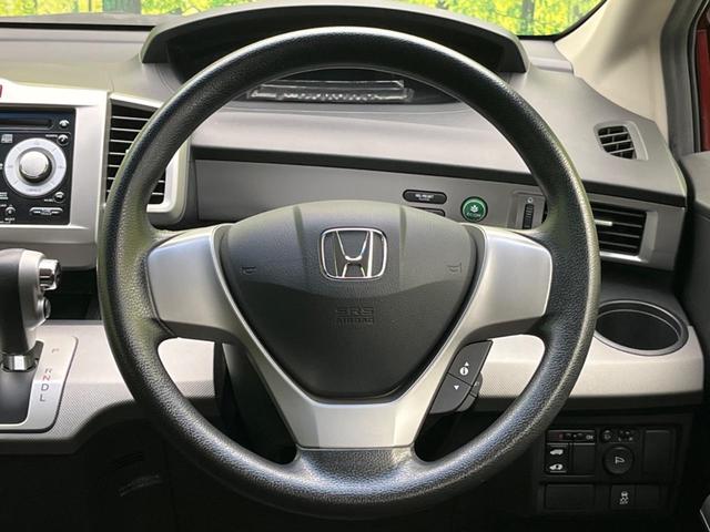 フリードハイブリッド ハイブリッド 電動スライドドア 禁煙車 HIDヘッド ETC オートライト オートエアコン CD(12枚目)