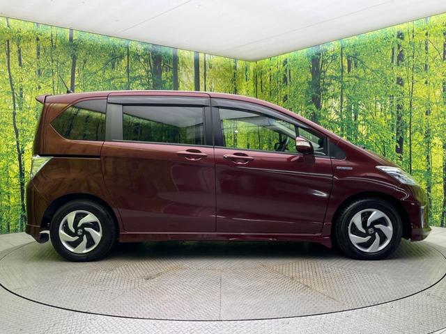 フリードハイブリッド ハイブリッド 電動スライドドア 禁煙車 HIDヘッド ETC オートライト オートエアコン CD(25枚目)