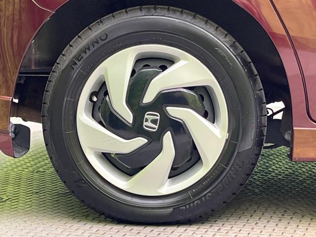 フリードハイブリッド ハイブリッド 電動スライドドア 禁煙車 HIDヘッド ETC オートライト オートエアコン CD(28枚目)