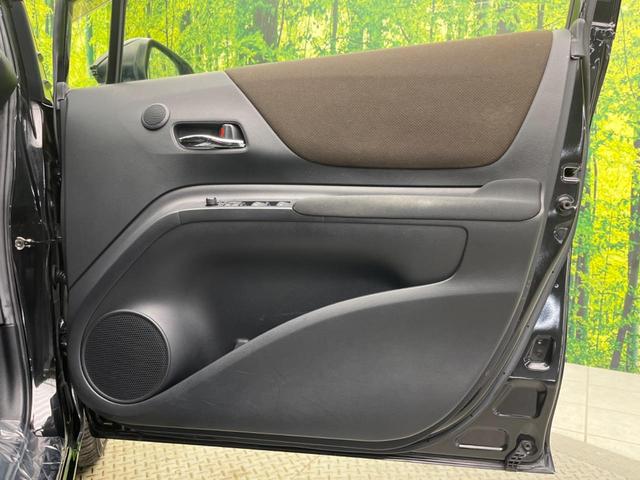 シエンタ G クエロ 両側電動ドア 全周囲カメラ 衝突被害軽減システム 禁煙車 ハーフレザーシート ドラレコ コーナーセンサー スマートキー LEDヘッド ETC2.0 オートハイビーム 車線逸脱警報 オートライト(35枚目)