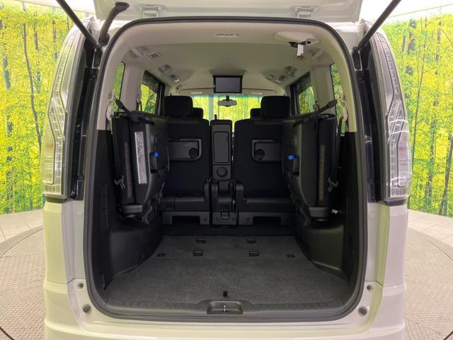 セレナ ハイウェイスターG S-ハイブリッド 禁煙車 両側電動スライドドア フリップダウンモニター 純正8型SDナビ クルーズコントロール バックカメラ エマージェンシーブレーキ ETC フルセグ スマートキー LEDヘッドライト(11枚目)