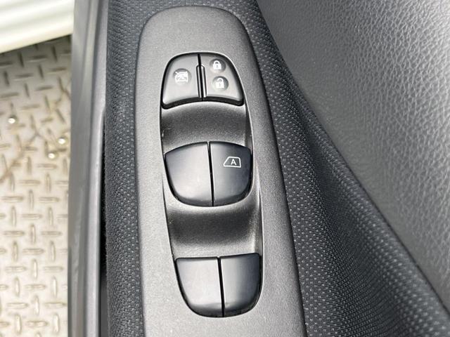 セレナ ハイウェイスターG S-ハイブリッド 禁煙車 両側電動スライドドア フリップダウンモニター 純正8型SDナビ クルーズコントロール バックカメラ エマージェンシーブレーキ ETC フルセグ スマートキー LEDヘッドライト(30枚目)