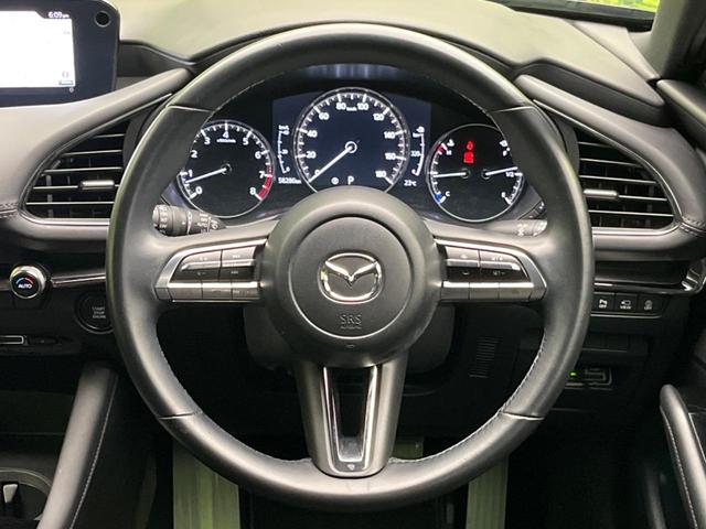 MAZDA3ファストバック 15Sツーリング 純正SDナビ 全周囲カメラ 衝突被害軽減システム レーダークルーズ 禁煙車 コーナーセンサー スマートキー LEDヘッド ビルトインETC オートハイビーム 車線逸脱警報 オートライト(11枚目)