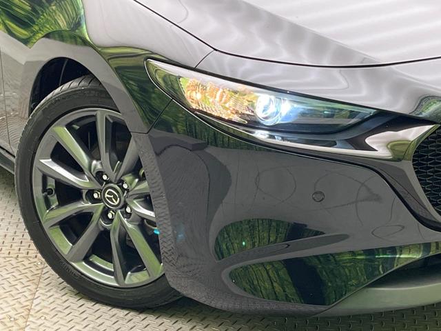 MAZDA3ファストバック 15Sツーリング 純正SDナビ 全周囲カメラ 衝突被害軽減システム レーダークルーズ 禁煙車 コーナーセンサー スマートキー LEDヘッド ビルトインETC オートハイビーム 車線逸脱警報 オートライト(12枚目)