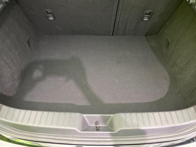 MAZDA3ファストバック 15Sツーリング 純正SDナビ 全周囲カメラ 衝突被害軽減システム レーダークルーズ 禁煙車 コーナーセンサー スマートキー LEDヘッド ビルトインETC オートハイビーム 車線逸脱警報 オートライト(25枚目)