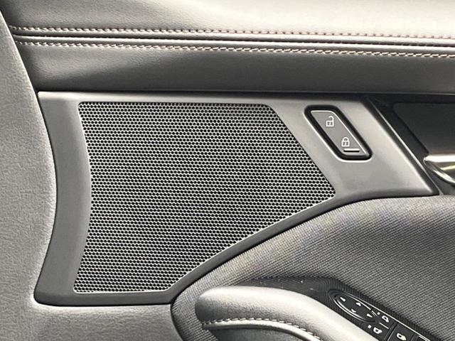 MAZDA3ファストバック 15Sツーリング 純正SDナビ 全周囲カメラ 衝突被害軽減システム レーダークルーズ 禁煙車 コーナーセンサー スマートキー LEDヘッド ビルトインETC オートハイビーム 車線逸脱警報 オートライト(29枚目)
