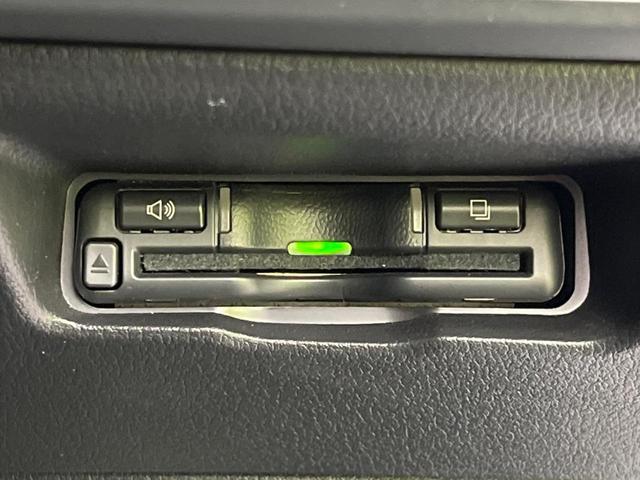 MAZDA3ファストバック 15Sツーリング 純正SDナビ 全周囲カメラ 衝突被害軽減システム レーダークルーズ 禁煙車 コーナーセンサー スマートキー LEDヘッド ビルトインETC オートハイビーム 車線逸脱警報 オートライト(36枚目)