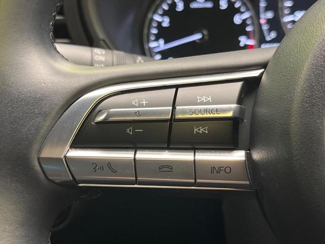 MAZDA3ファストバック 15Sツーリング 純正SDナビ 全周囲カメラ 衝突被害軽減システム レーダークルーズ 禁煙車 コーナーセンサー スマートキー LEDヘッド ビルトインETC オートハイビーム 車線逸脱警報 オートライト(38枚目)