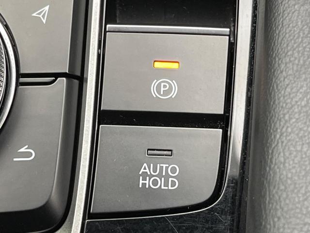 MAZDA3ファストバック 15Sツーリング 純正SDナビ 全周囲カメラ 衝突被害軽減システム レーダークルーズ 禁煙車 コーナーセンサー スマートキー LEDヘッド ビルトインETC オートハイビーム 車線逸脱警報 オートライト(41枚目)