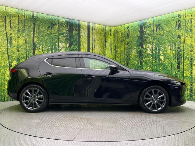 MAZDA3ファストバック 15Sツーリング 純正SDナビ 全周囲カメラ 衝突被害軽減システム レーダークルーズ 禁煙車 コーナーセンサー スマートキー LEDヘッド ビルトインETC オートハイビーム 車線逸脱警報 オートライト(58枚目)