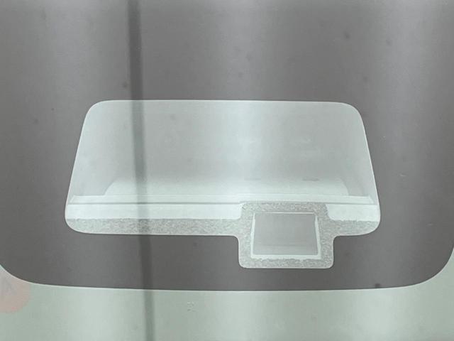 ジムニーシエラ ＪＣ　４ＷＤ　純正ＳＤナビ　バックカメラ　衝突被害軽減システム　禁煙車　シートヒーター　スマートキー　クルコン　ＬＥＤヘッド　オートハイビーム　車線逸脱警報　オートライト　オートエアコン　純正１５インチＡＷ（3枚目）