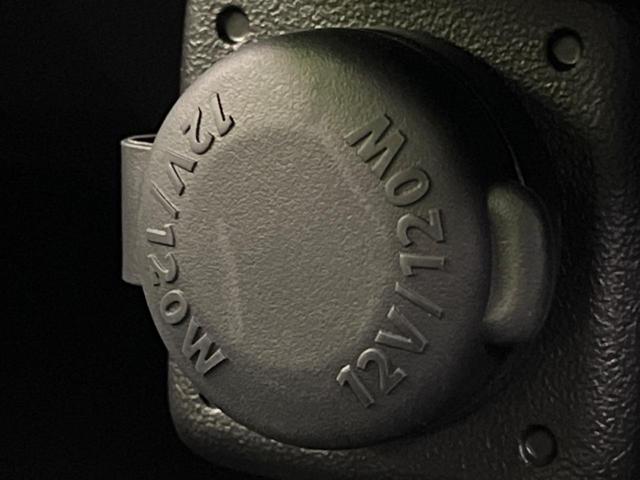 ジムニーシエラ ＪＣ　４ＷＤ　純正ＳＤナビ　バックカメラ　衝突被害軽減システム　禁煙車　シートヒーター　スマートキー　クルコン　ＬＥＤヘッド　オートハイビーム　車線逸脱警報　オートライト　オートエアコン　純正１５インチＡＷ（47枚目）