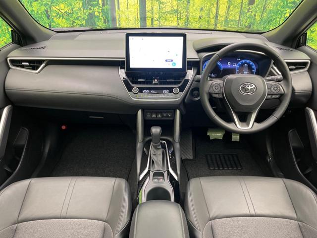 カローラクロス ハイブリッド　Ｚ　パノラマルーフ　禁煙車　純正１０．５インチディスプレイオーディオ　全周囲カメラ　セーフティセンス　レーダークルーズコントロール　ＬＥＤヘッドライト　パワーバックドア　前席シートヒーター（2枚目）