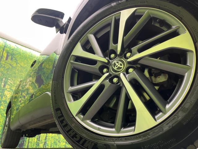 カローラクロス ハイブリッド　Ｚ　パノラマルーフ　禁煙車　純正１０．５インチディスプレイオーディオ　全周囲カメラ　セーフティセンス　レーダークルーズコントロール　ＬＥＤヘッドライト　パワーバックドア　前席シートヒーター（13枚目）