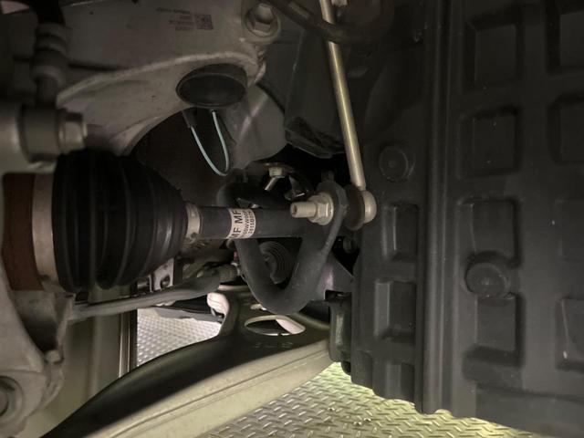 アウトランダーPHEV P 4WD 後席モニター 全周囲カメラ 衝突被害軽減システム レーダークルーズ 禁煙車 電動リアゲート ドラレコ コーナーセンサー スマートキー LEDヘッド ETC オートハイビーム オートライト(20枚目)