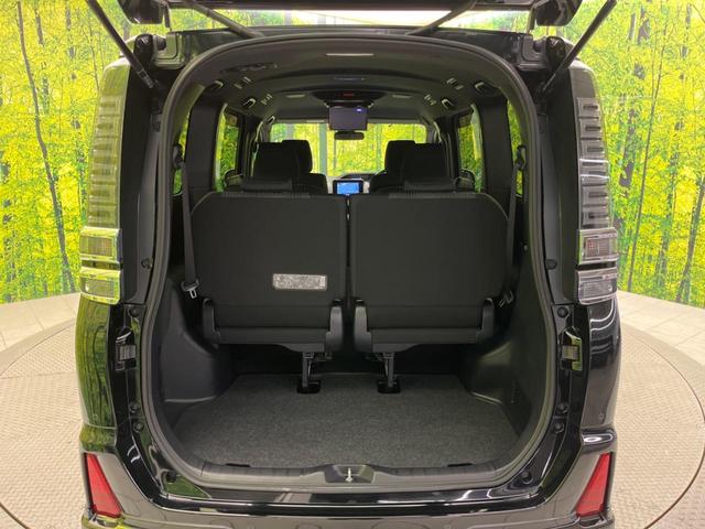 普段のお買い物や通勤、送迎等に十分な荷室スペースを確保しております。セカンドシートを倒すと、大きな荷物の積載も可能です♪