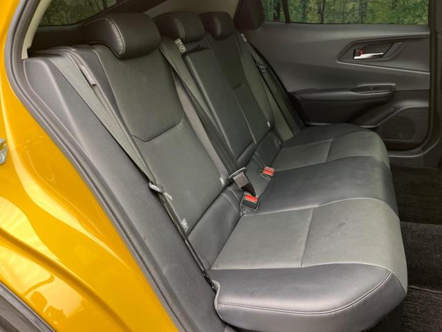 後部座席も気になるようなキズ・汚れやへたり等、大きなダメージはなく、良好な状態です。