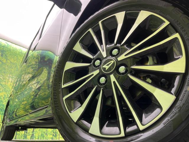 【純正１５インチアルミホイール】外観にマッチした純正アルミホイールを装着しております。各種社外アルミホイールや、スタッドレスタイヤも取扱いしております。是非ご相談ください♪