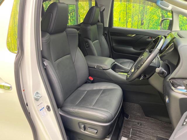 ヴェルファイアハイブリッド ＺＲ　Ｇエディション　サンルーフ　両側電動ドア　後席モニター　バックカメラ　１００Ｖ電源　衝突被害軽減システム　レーダークルーズ　電動リアゲート　レザーシート　前席シートエアコン　前後席パワーシート　ドラレコ（8枚目）