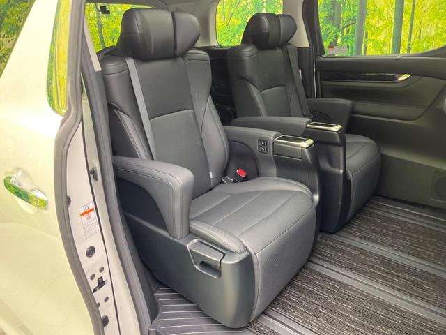 ヴェルファイアハイブリッド ＺＲ　Ｇエディション　サンルーフ　両側電動ドア　後席モニター　バックカメラ　１００Ｖ電源　衝突被害軽減システム　レーダークルーズ　電動リアゲート　レザーシート　前席シートエアコン　前後席パワーシート　ドラレコ（47枚目）