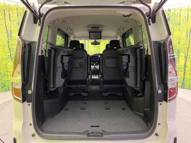 セレナ ｅ－パワー　ハイウェイスターＶ　両側電動ドア　後席モニター　全周囲カメラ　衝突被害軽減システム　レーダークルーズ　禁煙車　ハーフレザーシート　ドラレコ　コーナーセンサー　スマートキー　ＬＥＤヘッド　ビルトインＥＴＣ（10枚目）