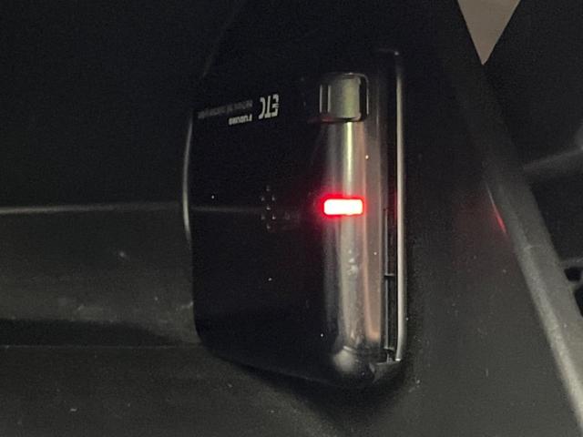 ワゴンＲ ＦＸ－Ｅ　禁煙車　ドライブレコーダー　ＥＴＣ　オートエアコン　キーレス　電動格納ミラー　ヘッドライトレベライザー　シートアンダートレイ　アームレスト（7枚目）