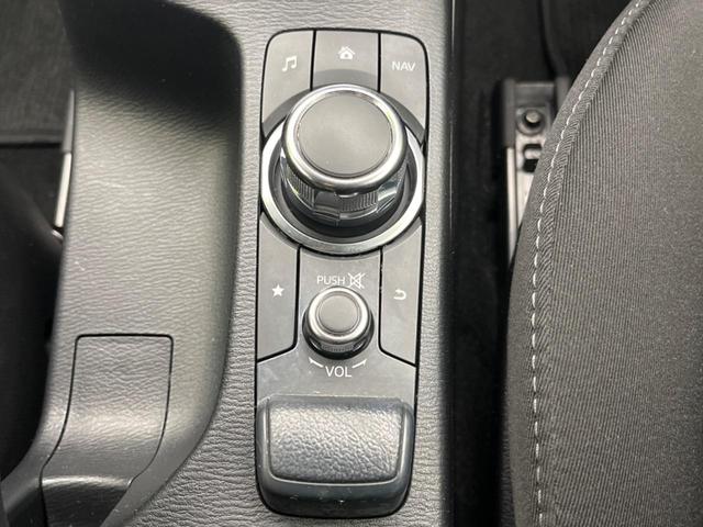 デミオ １３Ｓツーリング　禁煙車　マツダコネクトナビ　スマートシティブレーキサポート　ＬＥＤヘッドライト　バックカメラ　ドライブレコーダー　シートヒーター　オートエアコン　オートライト　ブラインドスポットモニター（37枚目）