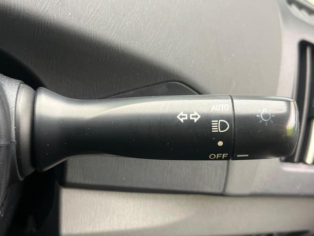 プリウス Ｌ　禁煙車　純正ナビ　スマートキー　電動格納ミラー　オートエアコン　純正１５インチアルミホイール　ステアリングスイッチ　電動格納ミラー　地デジ　ヘッドライトレベライザー（39枚目）