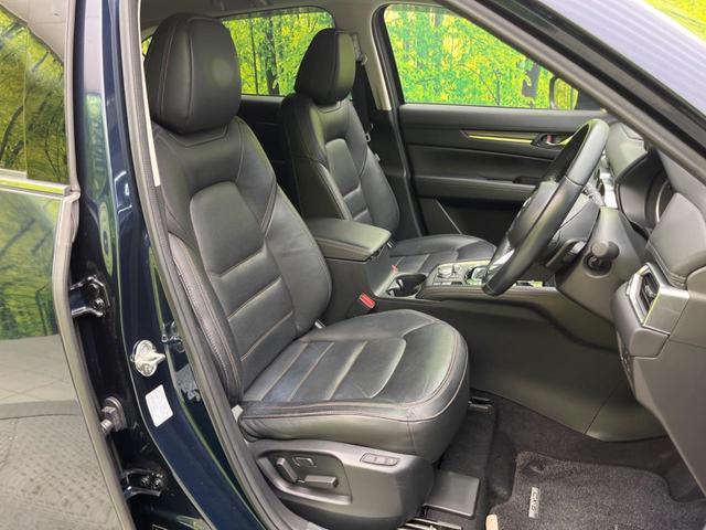 ＣＸ－５ ２５Ｔ　Ｌパッケージ　ターボ　マツダコネクトナビ　ＢＯＳＥサウンドシステム　全周囲カメラ　衝突軽減装置　ブラインドスポットモニター　レーダークルーズコントロール　ＥＴＣ　パワーバックドア（8枚目）