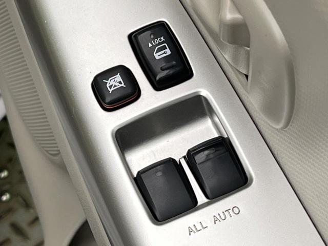 ポルテ １３０ｉ　Ｃパッケージ　ＨＩＤセレクション　純正ナビ　バックカメラ　電動スライドドア　ＥＴＣ　ＨＩＤヘッドライト（33枚目）