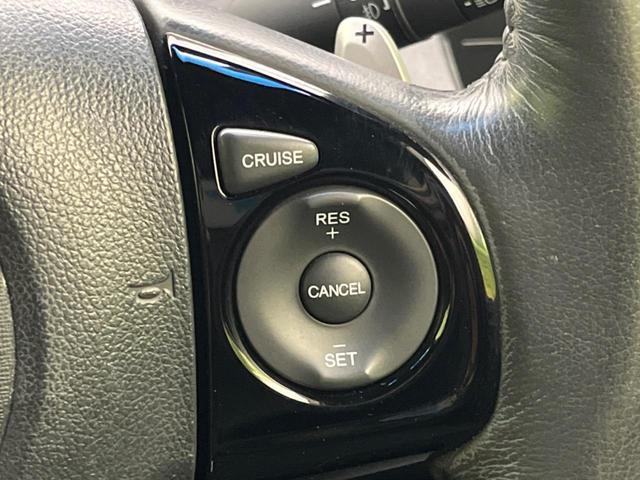 Ｎ－ＯＮＥ プレミアムツアラーＳＳネオクラシックレーサーパッケジ　純正ナビ　バックカメラ　衝突被害軽減装置　禁煙車　ドラレコ　スマートキー　ＨＩＤヘッド　ビルドインＥＴＣ　クルコン　純正１５インチアルミ　オートエアコン　Ｂｌｕｅｔｏｏｔｈ　ＣＤ（6枚目）