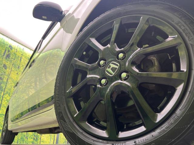 Ｎ－ＯＮＥ プレミアムツアラーＳＳネオクラシックレーサーパッケジ　純正ナビ　バックカメラ　衝突被害軽減装置　禁煙車　ドラレコ　スマートキー　ＨＩＤヘッド　ビルドインＥＴＣ　クルコン　純正１５インチアルミ　オートエアコン　Ｂｌｕｅｔｏｏｔｈ　ＣＤ（13枚目）