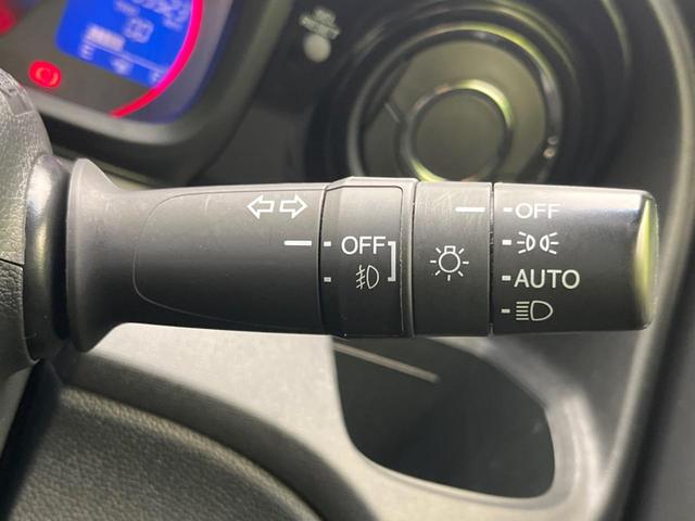 Ｎ－ＯＮＥ プレミアムツアラーＳＳネオクラシックレーサーパッケジ　純正ナビ　バックカメラ　衝突被害軽減装置　禁煙車　ドラレコ　スマートキー　ＨＩＤヘッド　ビルドインＥＴＣ　クルコン　純正１５インチアルミ　オートエアコン　Ｂｌｕｅｔｏｏｔｈ　ＣＤ（41枚目）