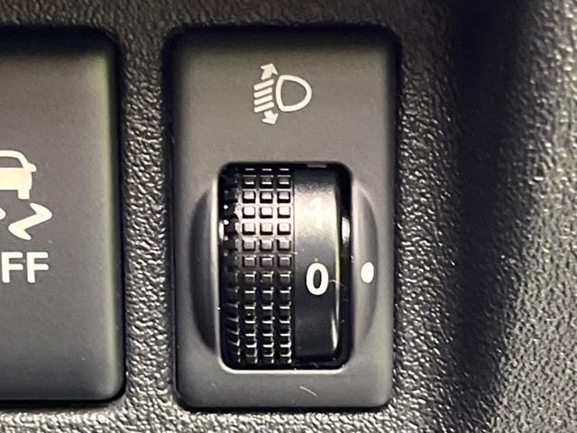 マーチ ニスモ　バックカメラ　禁煙車　ドラレコ　スマートキー　ＥＴＣ　純正１６インチアルミ　オートハイビーム　オートライト　オートエアコン　Ｂｌｕｅｔｏｏｔｈ　ＣＤ　ＤＶＤ再生　フルセグ（31枚目）