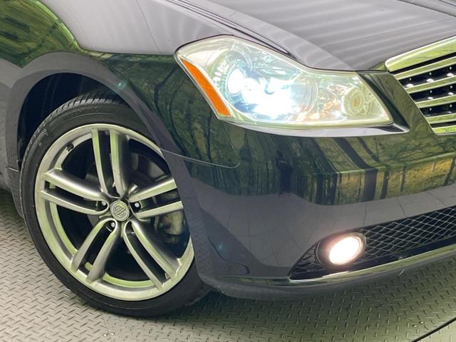 フーガ ３５０ＧＴスポーツパッケージ　メーカー純正ナビ　助手席パワーオットマン　黒革シート　前席シートベンチレーション　運転席ポジションメモリー付きパワーシート　バックカメラ　サイドカメラ　ＥＴＣ　ＨＩＤヘッドライト（12枚目）