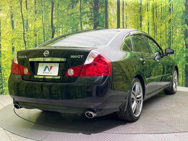 フーガ ３５０ＧＴスポーツパッケージ　メーカー純正ナビ　助手席パワーオットマン　黒革シート　前席シートベンチレーション　運転席ポジションメモリー付きパワーシート　バックカメラ　サイドカメラ　ＥＴＣ　ＨＩＤヘッドライト（17枚目）