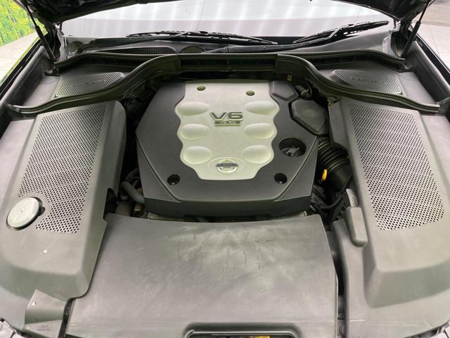 フーガ ３５０ＧＴスポーツパッケージ　メーカー純正ナビ　助手席パワーオットマン　黒革シート　前席シートベンチレーション　運転席ポジションメモリー付きパワーシート　バックカメラ　サイドカメラ　ＥＴＣ　ＨＩＤヘッドライト（18枚目）