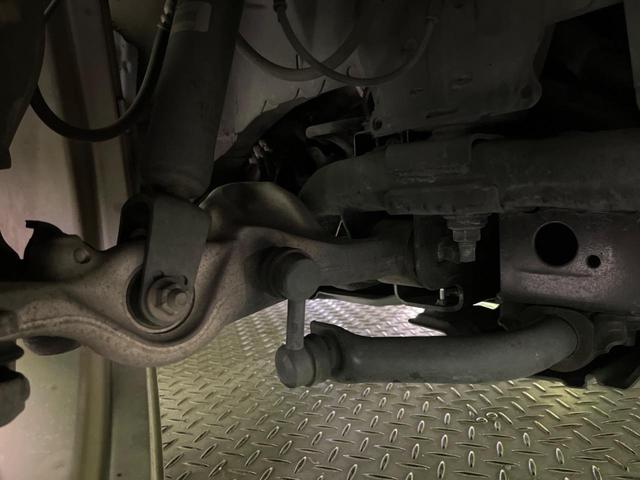 フーガ ３５０ＧＴスポーツパッケージ　メーカー純正ナビ　助手席パワーオットマン　黒革シート　前席シートベンチレーション　運転席ポジションメモリー付きパワーシート　バックカメラ　サイドカメラ　ＥＴＣ　ＨＩＤヘッドライト（21枚目）