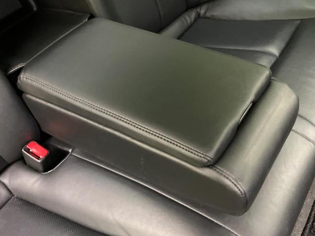 フーガ ３５０ＧＴスポーツパッケージ　メーカー純正ナビ　助手席パワーオットマン　黒革シート　前席シートベンチレーション　運転席ポジションメモリー付きパワーシート　バックカメラ　サイドカメラ　ＥＴＣ　ＨＩＤヘッドライト（38枚目）