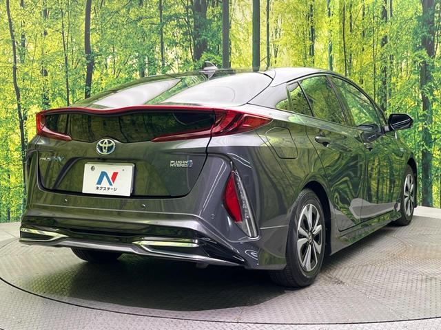 プリウスＰＨＶ Ａレザーパッケージ　モデリスタエアロ　純正１１．６型ナビ　ブラインドスポットモニター　トヨタセーフティセンス　レーダークルーズコントロール　バックカメラ　フルセグ　ＥＴＣ　ドライブレコーダー　前席シートヒーター（17枚目）