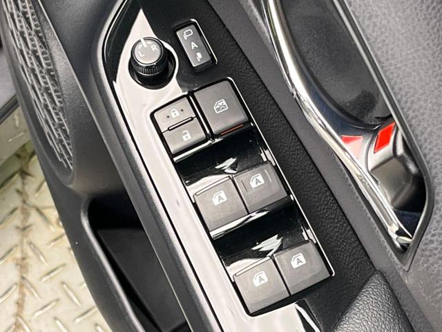 プリウスＰＨＶ Ａレザーパッケージ　モデリスタエアロ　純正１１．６型ナビ　ブラインドスポットモニター　トヨタセーフティセンス　レーダークルーズコントロール　バックカメラ　フルセグ　ＥＴＣ　ドライブレコーダー　前席シートヒーター（29枚目）