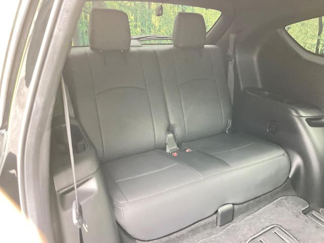 ３列目シートはもちろん状態良好☆大人でもゆったりと座って頂けますので、大人数でのお出かけもラクラクです♪ご家族で、気の知れた仲間で、ドライブに行くのが楽しみですね♪