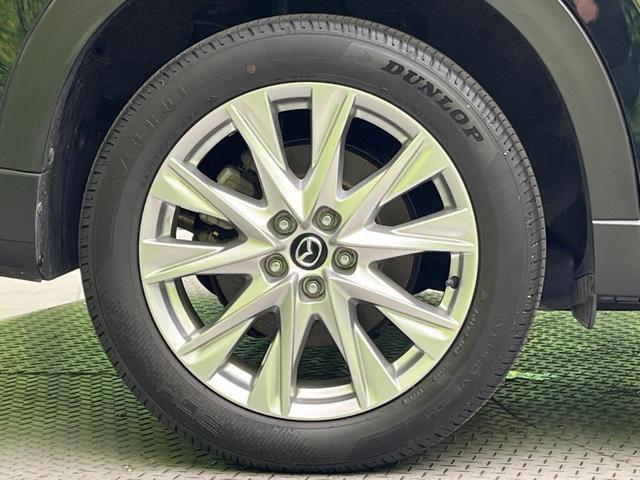 【純正１９インチアルミホイール】外観にマッチした純正アルミホイールを装着しております。各種社外アルミホイールや、スタッドレスタイヤも取扱いしております。是非ご相談ください♪