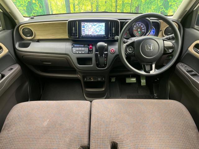 Ｎ－ＯＮＥ Ｇ　ＳＳブラウンスタイルパッケージ　禁煙車　Ｓｔｒａｄａナビ　シートヒーター　スマートキー　ＨＩＤヘッド　ビルトインＥＴＣ　オートライト　オートエアコン　Ｂｌｕｅｔｏｏｔｈ　ＣＤ　フルセグ（2枚目）