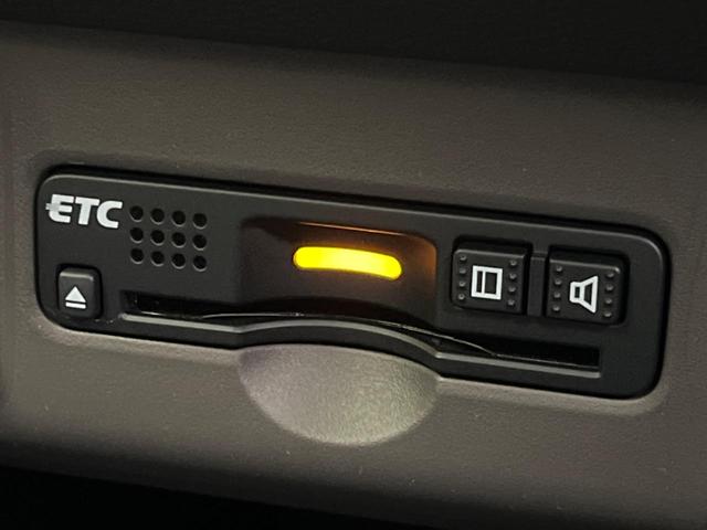 Ｎ－ＯＮＥ Ｇ　ＳＳブラウンスタイルパッケージ　禁煙車　Ｓｔｒａｄａナビ　シートヒーター　スマートキー　ＨＩＤヘッド　ビルトインＥＴＣ　オートライト　オートエアコン　Ｂｌｕｅｔｏｏｔｈ　ＣＤ　フルセグ（5枚目）