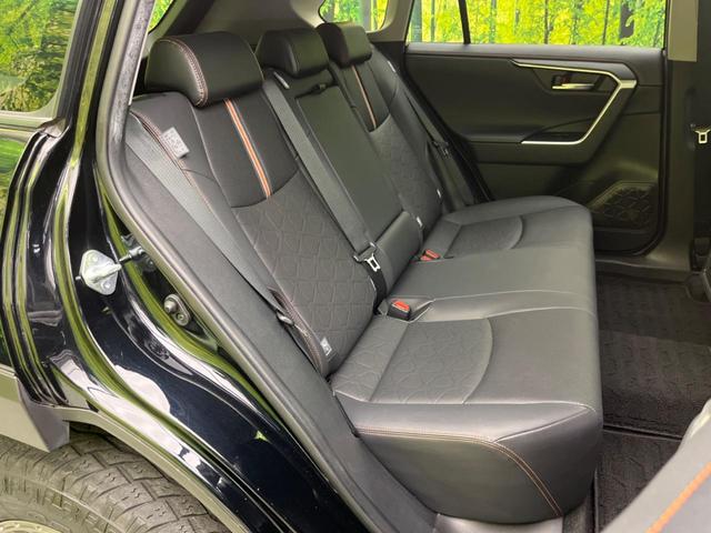 ＲＡＶ４ アドベンチャー　４ＷＤ　パノラマルーフ　Ｋｅｎｗｏｏｄ８型ナビ　セーフティセンス　レーダークルーズコントロール　パワーシート　シートベンチレーション　ＬＥＤヘッドライト　バックカメラ　ＥＴＣ　スマートキー（9枚目）