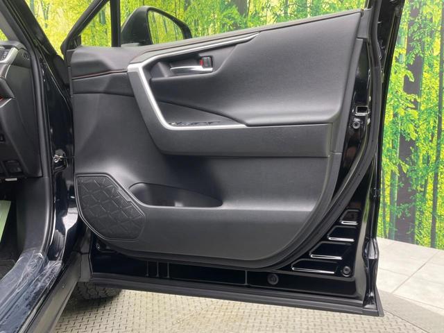 ＲＡＶ４ アドベンチャー　４ＷＤ　パノラマルーフ　Ｋｅｎｗｏｏｄ８型ナビ　セーフティセンス　レーダークルーズコントロール　パワーシート　シートベンチレーション　ＬＥＤヘッドライト　バックカメラ　ＥＴＣ　スマートキー（32枚目）