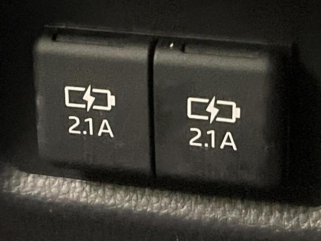 ＲＡＶ４ アドベンチャー　４ＷＤ　パノラマルーフ　Ｋｅｎｗｏｏｄ８型ナビ　セーフティセンス　レーダークルーズコントロール　パワーシート　シートベンチレーション　ＬＥＤヘッドライト　バックカメラ　ＥＴＣ　スマートキー（35枚目）